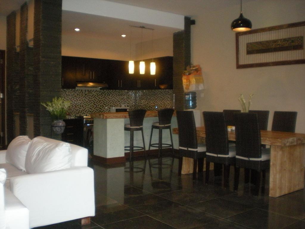 Harum Sari Ubud Private Villa Экстерьер фото